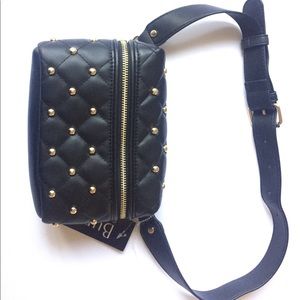 Black belt fanny  pack